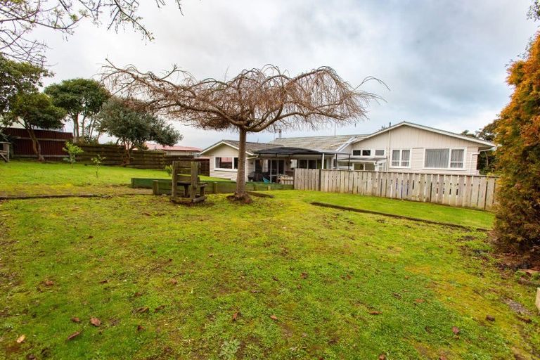 Photo of property in 11 Ries Street, Dannevirke, 4930