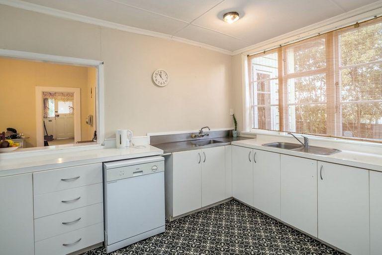 Photo of property in 1 Grey Street, Woodville, 4920