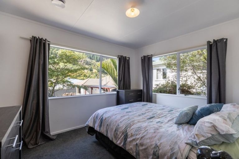 Photo of property in 2/12 Hinau Street, The Brook, Nelson, 7010