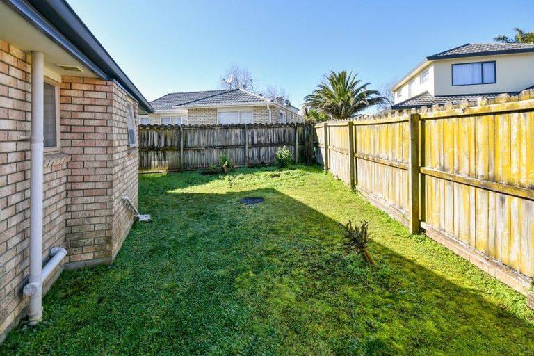 Photo of property in 33 Regalwood Place, Favona, Auckland, 2024