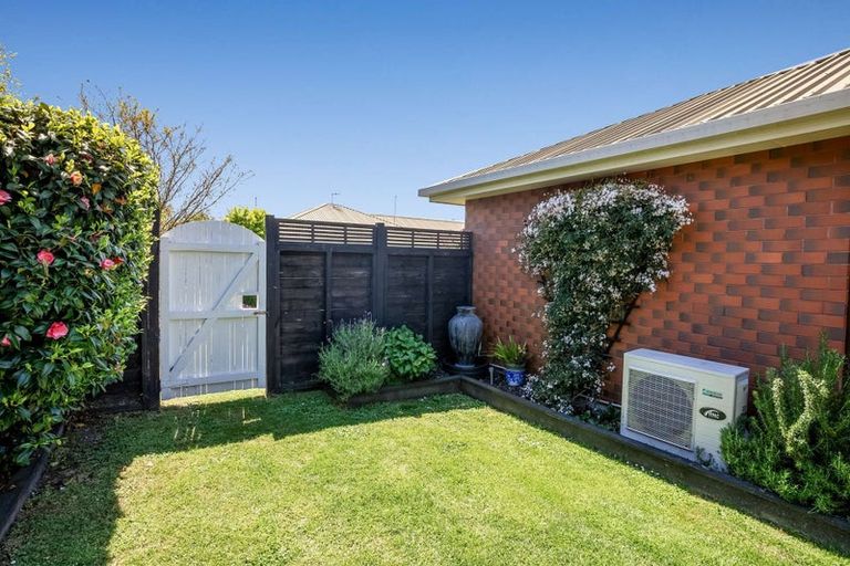 Photo of property in Carmichael Courts, 2/14 Wharenui Road, Upper Riccarton, Christchurch, 8041