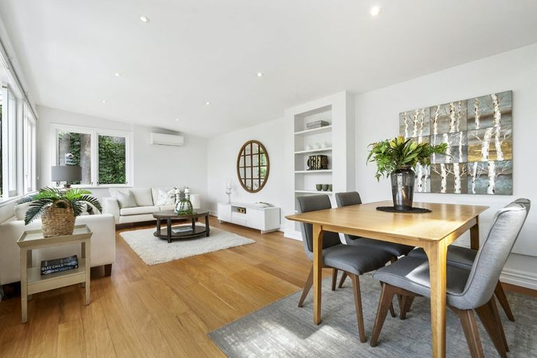 Photo of property in 24 Anne Street, Devonport, Auckland, 0624