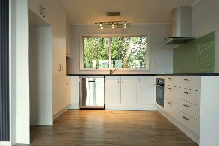 Photo of property in 2/33 Springfield Road, St Albans, Christchurch, 8014