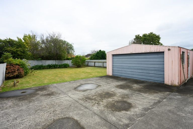 Photo of property in 42 Ihle Street, Terrace End, Palmerston North, 4410