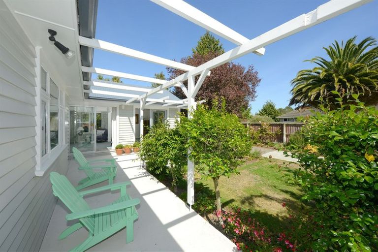 Photo of property in 497 Avonhead Road, Avonhead, Christchurch, 8042