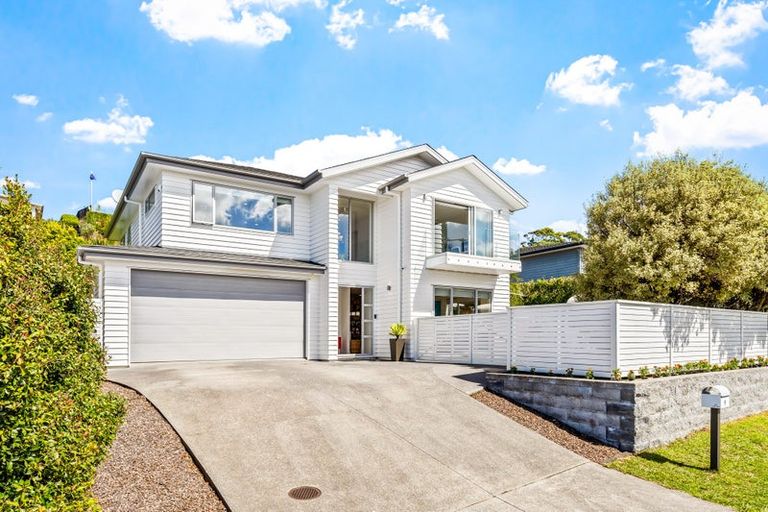 Photo of property in 9 Ruth Craig Place, Stanmore Bay, Whangaparaoa, 0932