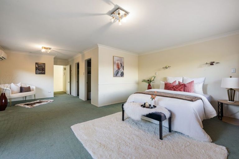 Photo of property in 8 Crowden Place, Harrowfield, Hamilton, 3210