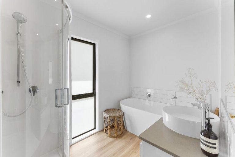 Photo of property in 57 Seagrass Place, Otaki Beach, Otaki, 5512