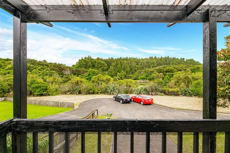 Photo of property in 1/13a Kitewao Street, Northcote, Auckland, 0627