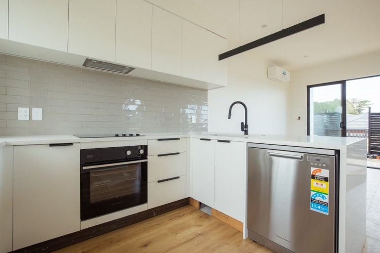 Photo of property in 12 Balthazar Road, Kumeu, 0810