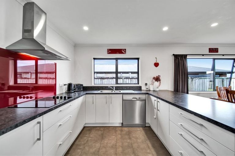 Photo of property in 58f Penrod Drive, Bell Block, New Plymouth, 4312