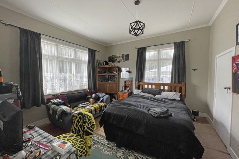 Photo of property in 50 Ormond Street, Woodville, 4920