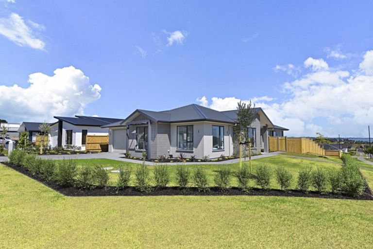 Photo of property in 12 Karo Road, Beachlands, Auckland, 2018