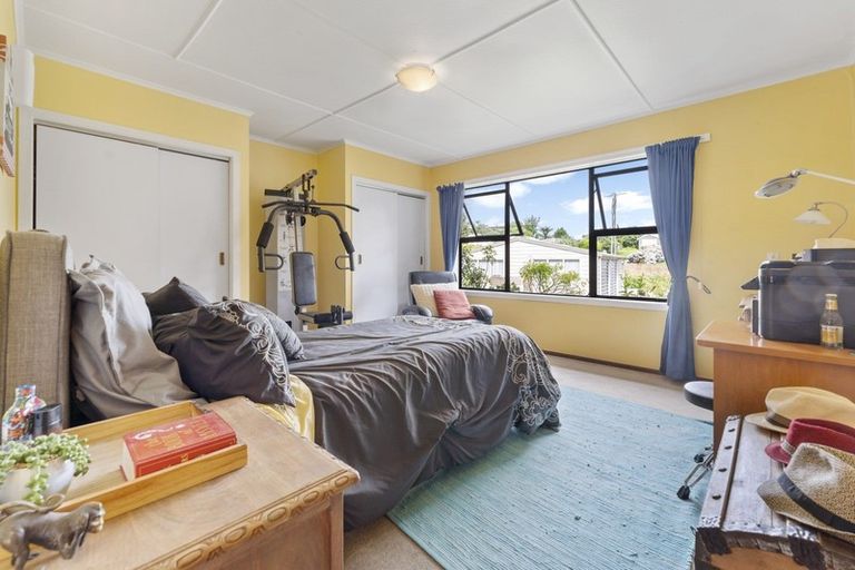 Photo of property in 20 Whakapaki Street, Urenui, 4375