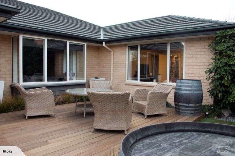 Photo of property in 10 Donovan Place, Aidanfield, Christchurch, 8025