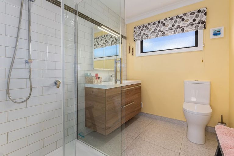 Photo of property in 22 Port Lane, Whitby, Porirua, 5024