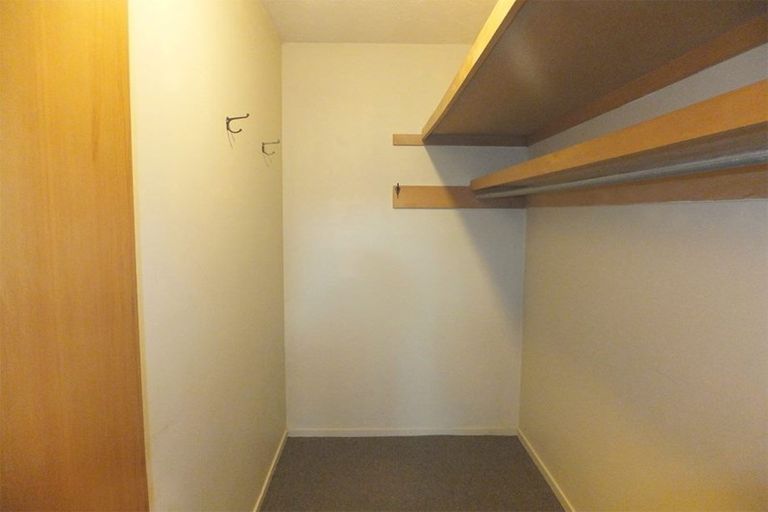 Photo of property in 1/5 Tuscany Place, Beckenham, Christchurch, 8023