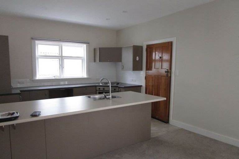 Photo of property in 37 Carlton Mill Road, Merivale, Christchurch, 8014