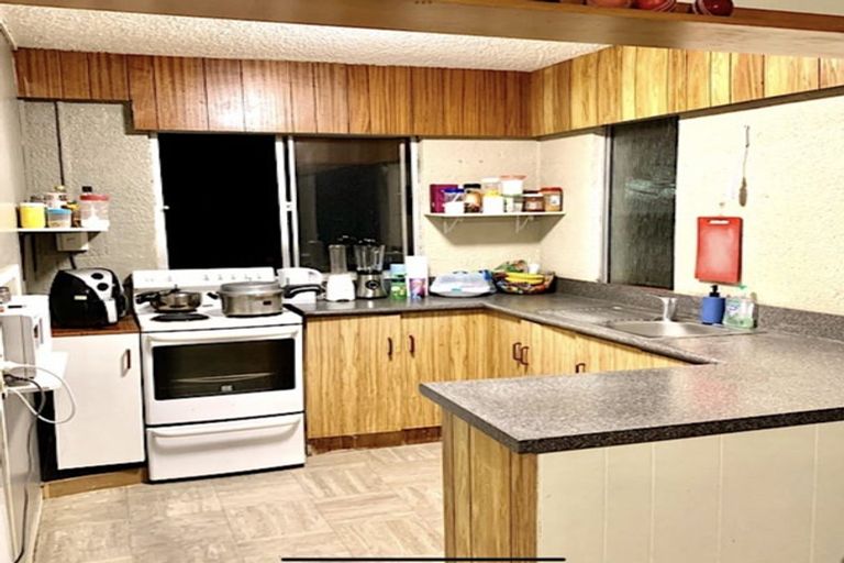 Photo of property in 6 Dudding Avenue, Northcote, Auckland, 0627