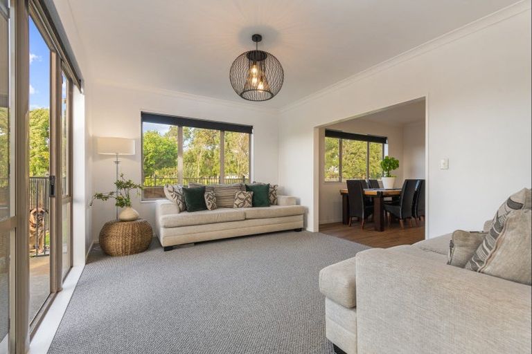 Photo of property in 72 Aranui Road, Kairanga, Palmerston North, 4475