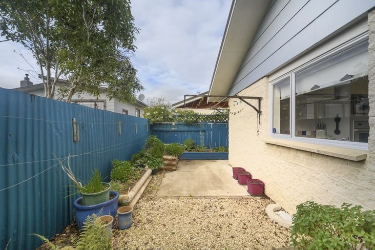 Photo of property in 24 Haydon Street, Roslyn, Palmerston North, 4414