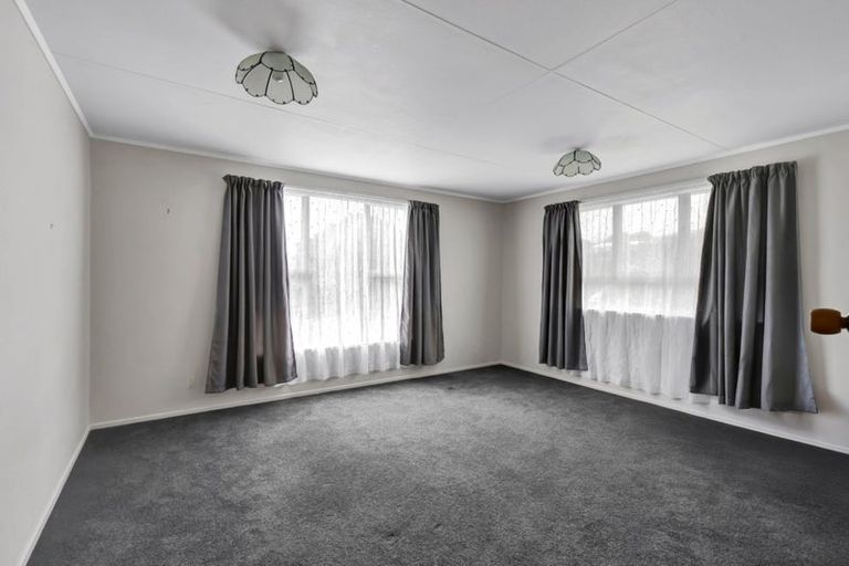 Photo of property in 19 Rangitake Drive, Spotswood, New Plymouth, 4310