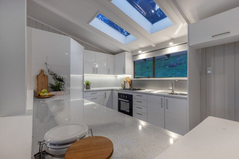 Photo of property in 25 Solander Place, Whitby, Porirua, 5024