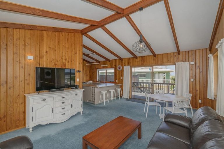Photo of property in 5a Bruce Street, Whitianga, 3510