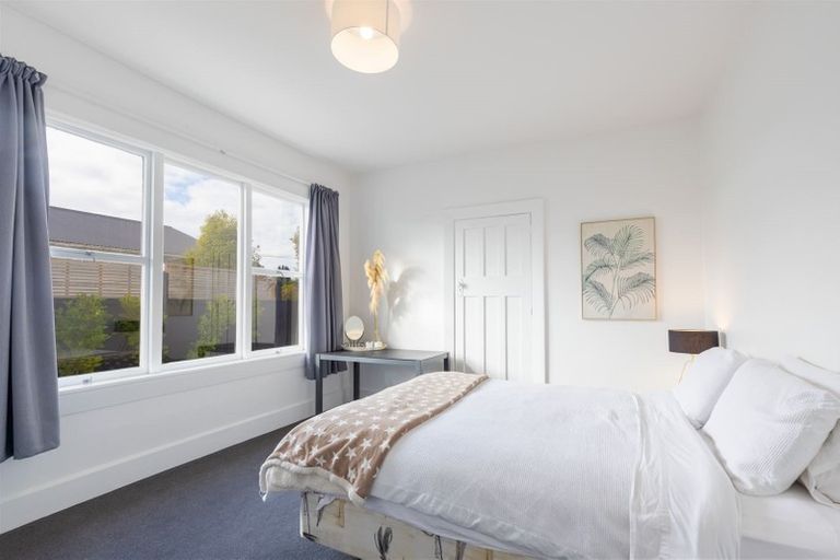 Photo of property in 7c Avonhead Road, Avonhead, Christchurch, 8042