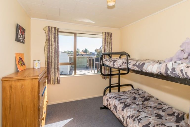 Photo of property in 5 Leech Place, Rangiora, 7400