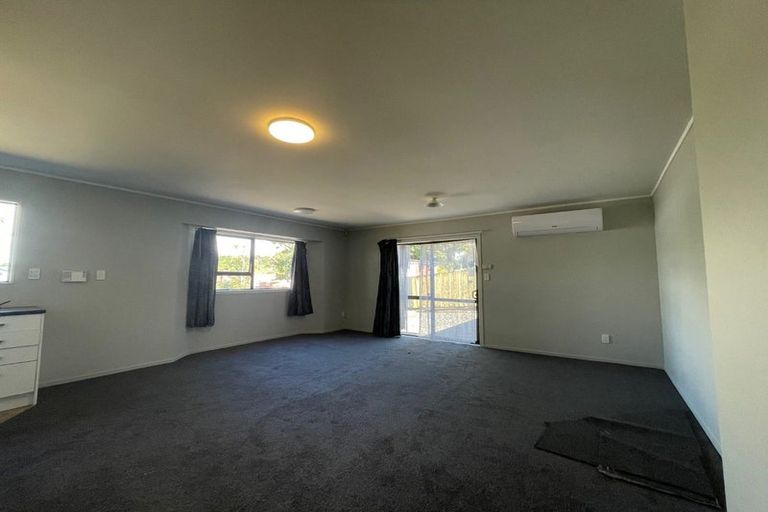 Photo of property in 33 Friedlanders Road, Manurewa, Auckland, 2102
