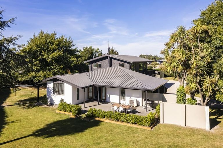 Photo of property in 48 Pentecost Road, Rangiora, 7400