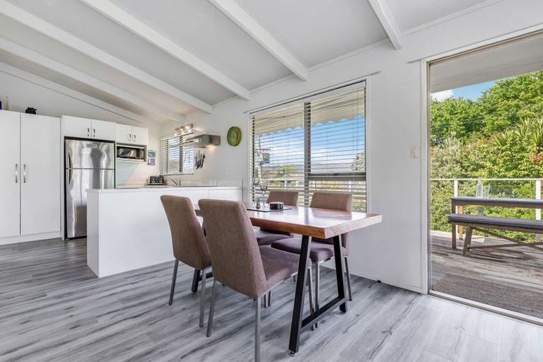 Photo of property in 11 Bays Road, Orere Point, Papakura, 2585