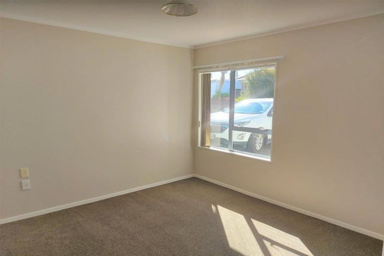 Photo of property in 220a Victoria Street West, Pukekohe, 2120