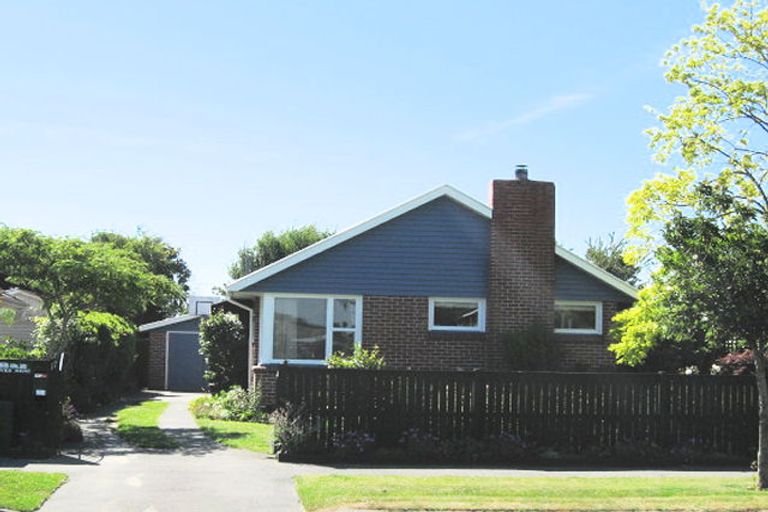 Photo of property in 17 Damien Place, Bromley, Christchurch, 8062