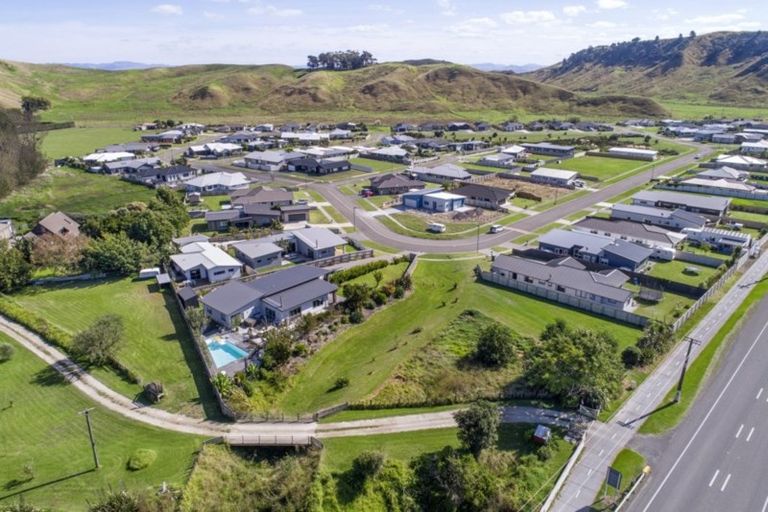 Photo of property in 38 Hamilton Drive, Wainui, Gisborne, 4010