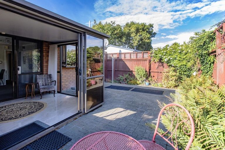 Photo of property in 11 Flaxwood Lane, Waltham, Christchurch, 8023