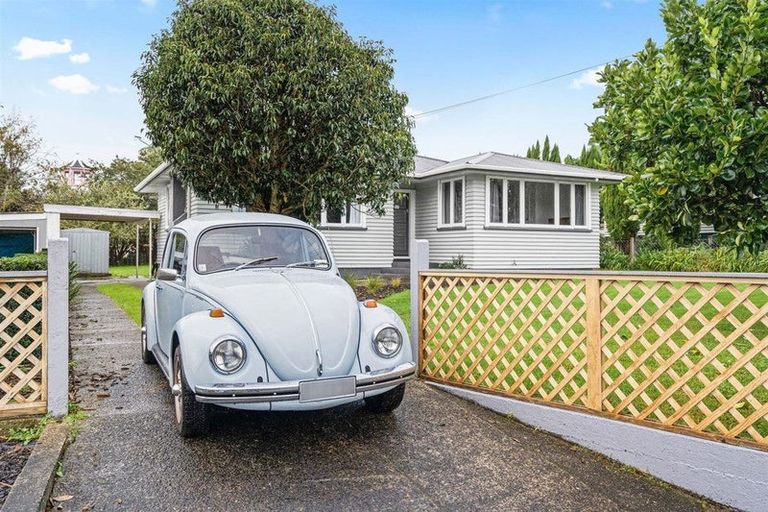 Photo of property in 9 Tuatara Drive, Te Kamo, Whangarei, 0112