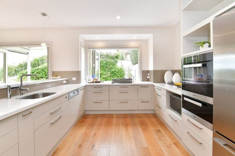 Photo of property in 163 Gulf Harbour Drive, Gulf Harbour, Whangaparaoa, 0930