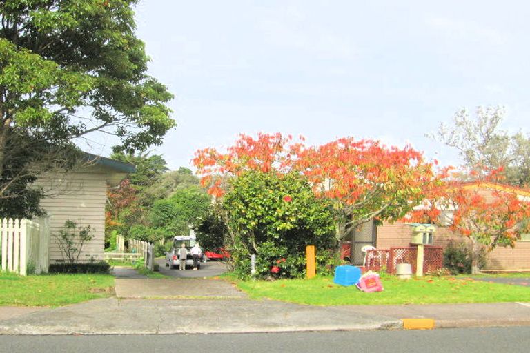 Photo of property in 19a Albatross Road, Red Beach, 0932