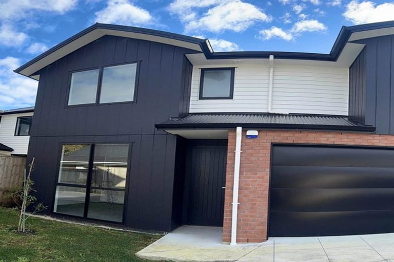 Photo of property in 6b Jern Place, Eastern Beach, Auckland, 2012