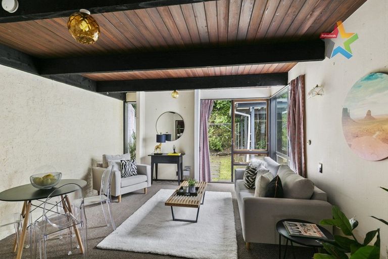 Photo of property in 36 Ranelagh Street, Karori, Wellington, 6012