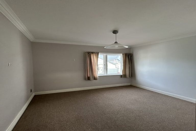 Photo of property in 1/26 Austin Street, Mount Victoria, Wellington, 6011