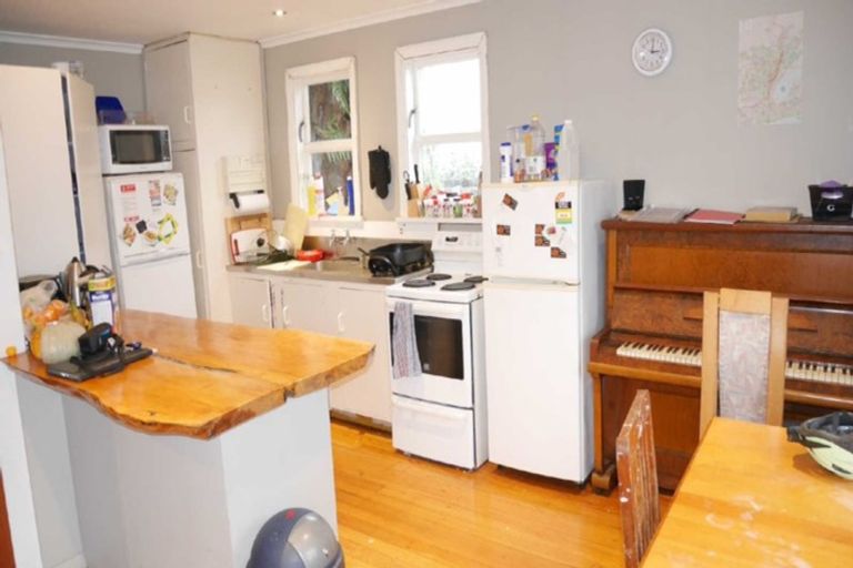 Photo of property in 18 Middleton Road, Upper Riccarton, Christchurch, 8041