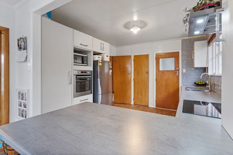 Photo of property in 32 Rugby Street, Awapuni, Palmerston North, 4412