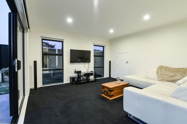 Photo of property in 2 Paritai Place, Flagstaff, Hamilton, 3210