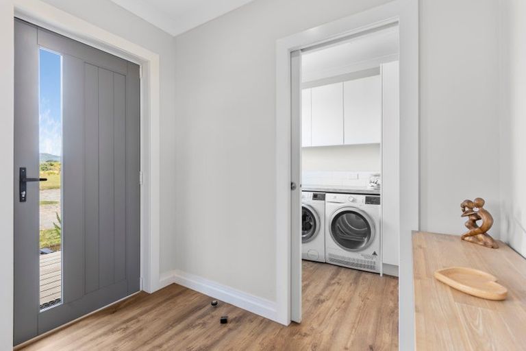 Photo of property in 11 Leith Road, Okato, New Plymouth, 4374