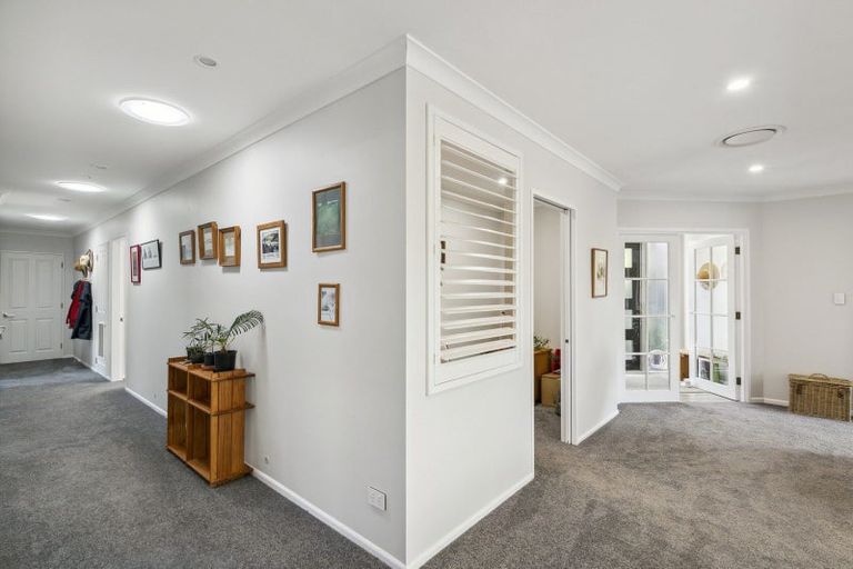 Photo of property in 38 Rajkot Terrace, Broadmeadows, Wellington, 6035