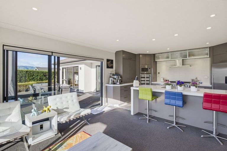Photo of property in 8 Rae Lane, Paraparaumu Beach, Paraparaumu, 5032