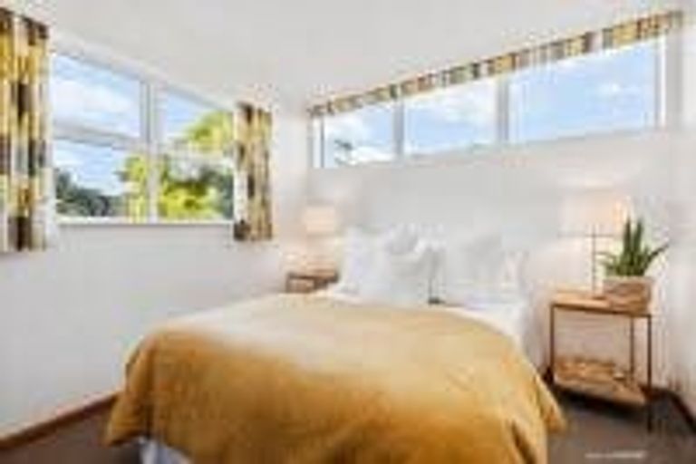 Photo of property in 41 Donald Street, Karori, Wellington, 6012